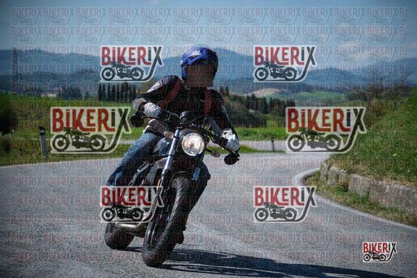 Volterra 11-04-26 h11-06 0266