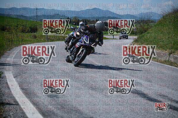 Volterra 11-04-26 h11-41 0407