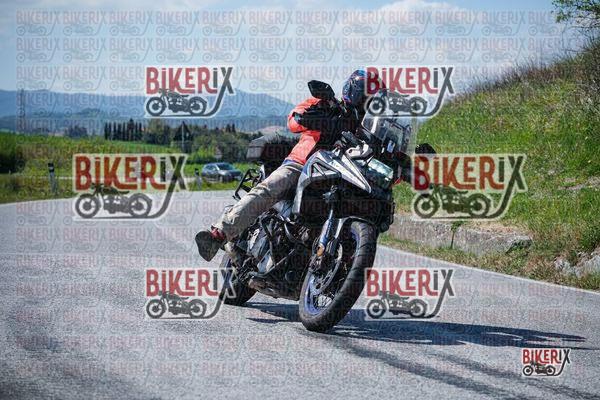 Volterra 11-04-26 h12-02 0479