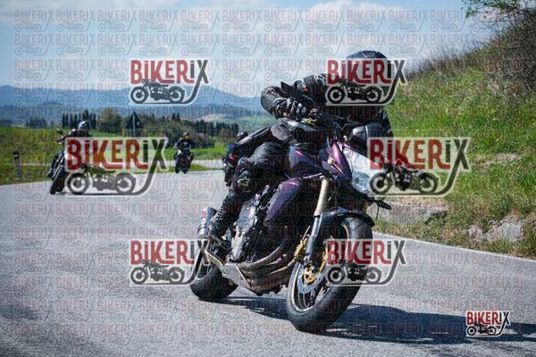 Volterra 11-04-26 h12-02 0494