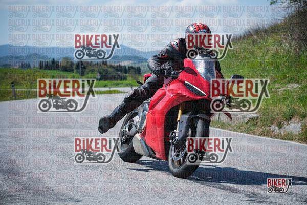 Volterra 11-04-26 h12-03 0500