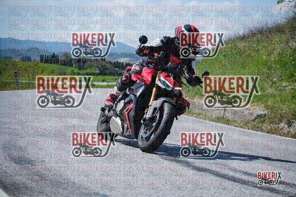 Volterra 11-04-26 h12-03 0507
