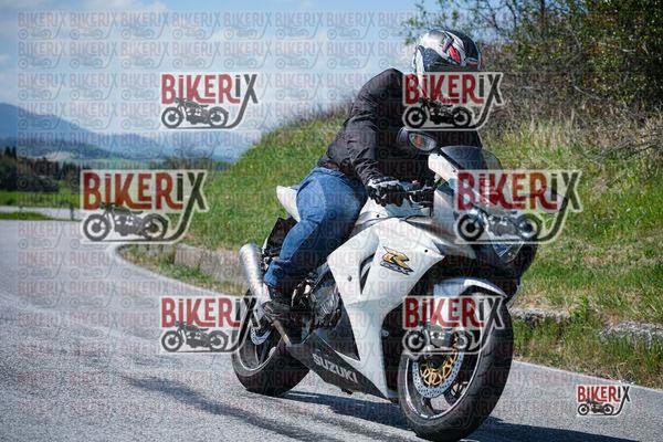 Volterra 11-04-26 h12-03 0511