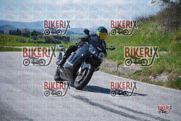 Volterra 11-04-26 h12-26 0613