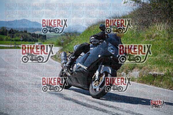 Volterra 11-04-26 h12-26 0614