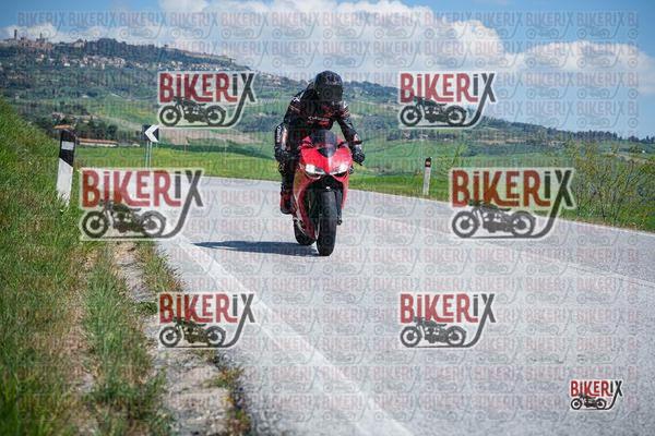 Volterra 11-04-26 h12-49 0657