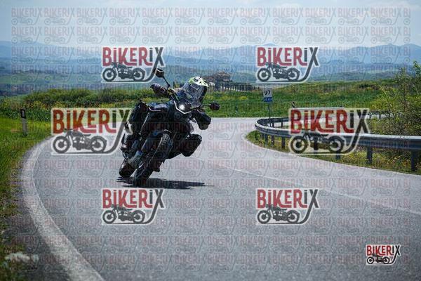 Volterra 11-04-26 h13-16 0680