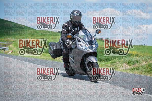 Volterra 11-04-26 h14-04 0830