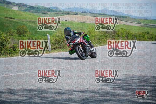 Volterra 11-04-26 h14-23 0875