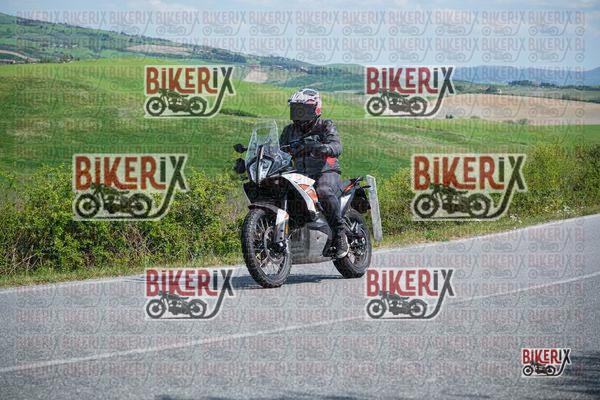 Volterra 11-04-26 h14-26 0892