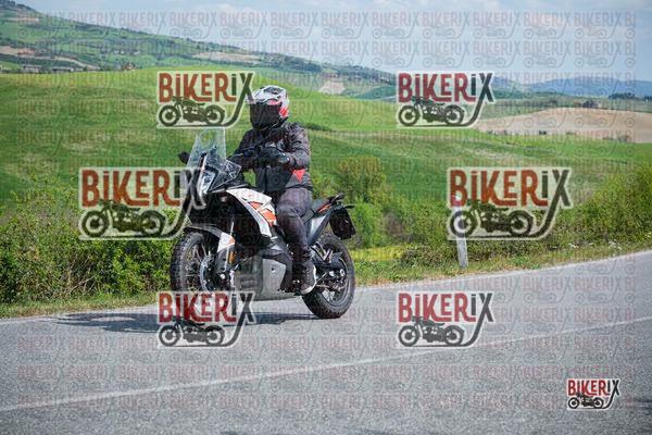 Volterra 11-04-26 h14-26 0893