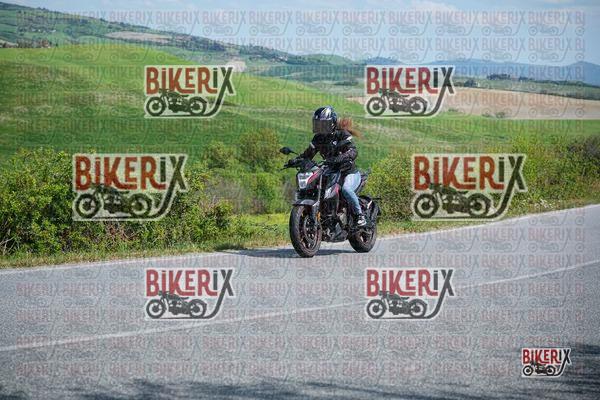 Volterra 11-04-26 h14-26 0894