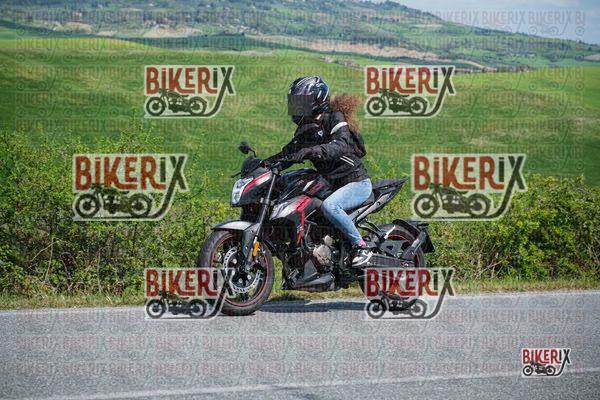 Volterra 11-04-26 h14-26 0896