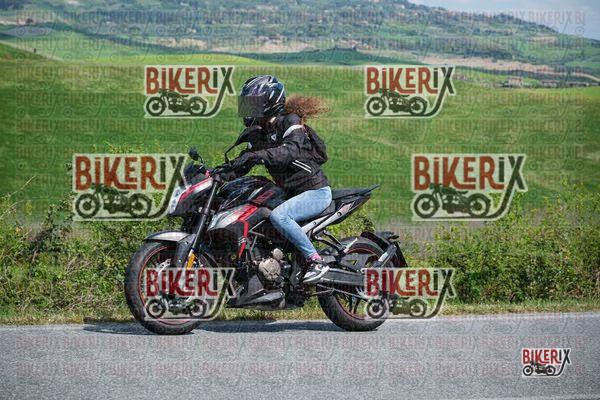 Volterra 11-04-26 h14-26 0897