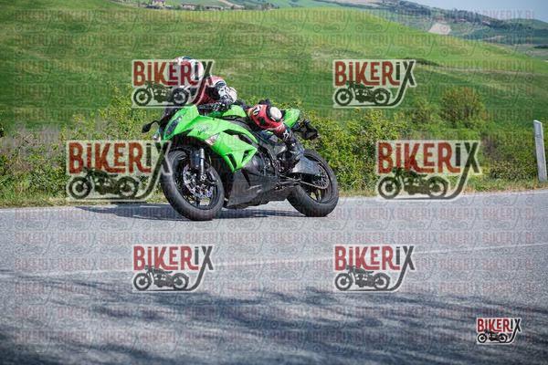 Volterra 11-04-26 h14-40 0917