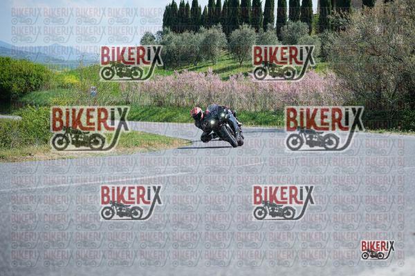Volterra 11-04-26 h15-08 1044