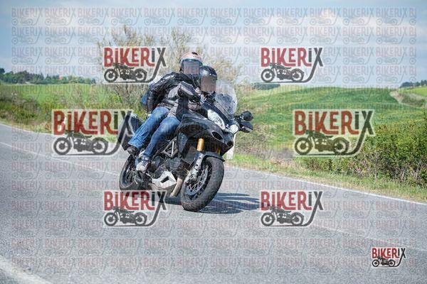Volterra 11-04-26 h15-09 1058