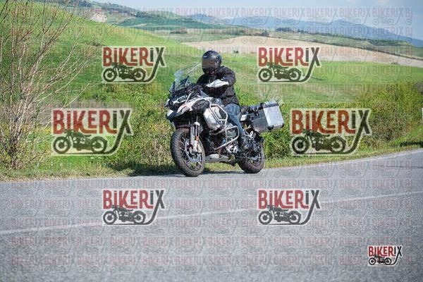 Volterra 11-04-26 h15-46 1250