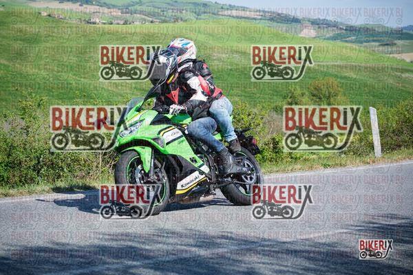 Volterra 11-04-26 h15-50 1272