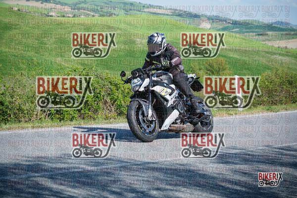 Volterra 11-04-26 h15-51 1275