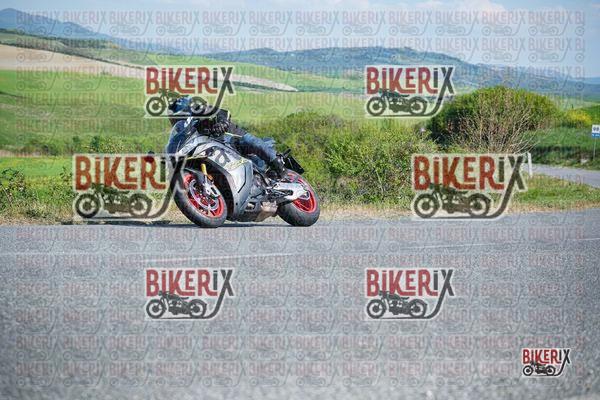 Volterra 11-04-26 h15-56 1336