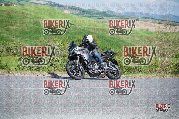 Volterra 11-04-26 h16-00 1363