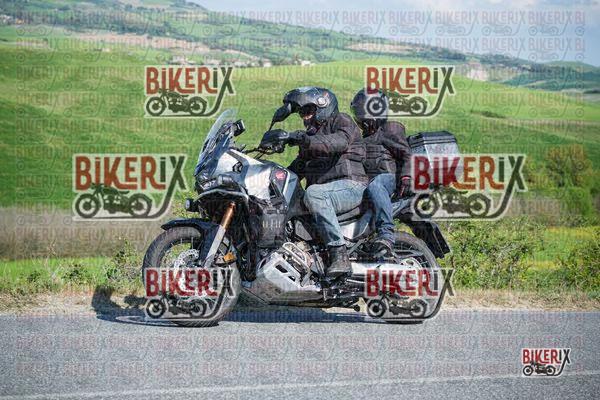 Volterra 11-04-26 h16-00 1368