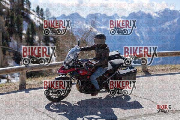 Passo Pordoi 01-05-26 h15-41 0579