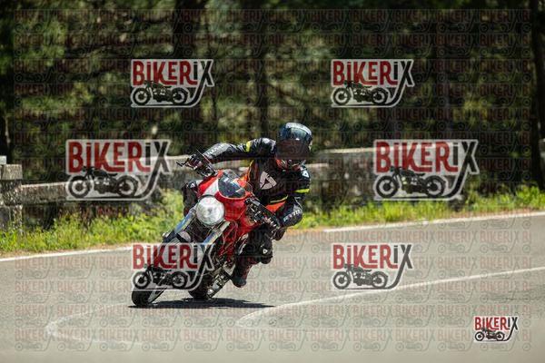 Passo del Muraglione 02-05-26 h13-44 1357