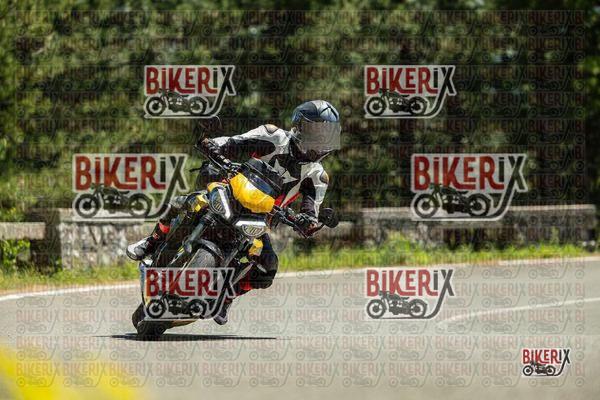 Passo del Muraglione 02-05-26 h13-48 1396