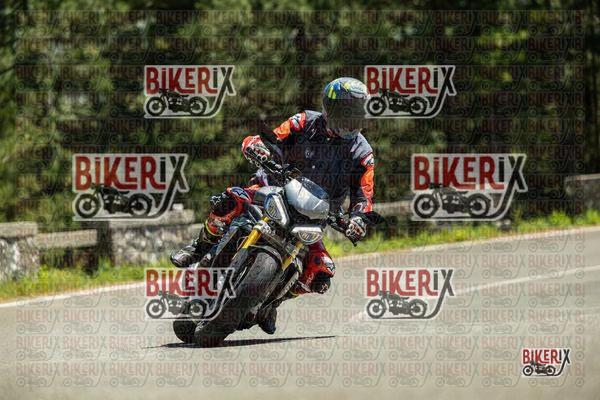 Passo del Muraglione 02-05-26 h13-52 1470