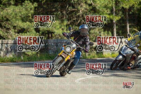 Passo del Muraglione 02-05-26 h16-31 2430