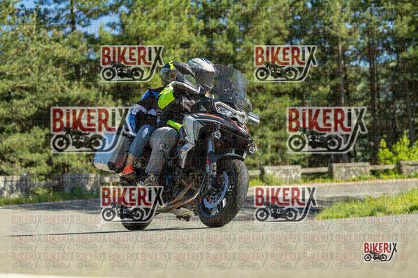 Passo del Muraglione 02-05-26 h16-31 2463