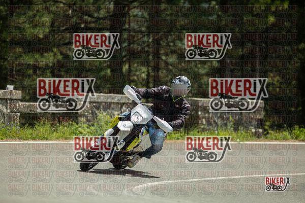 Passo del Muraglione 03-05-26 h13-58 1505