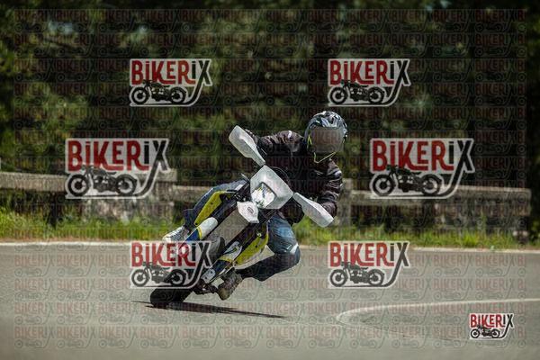 Passo del Muraglione 03-05-26 h13-58 1506