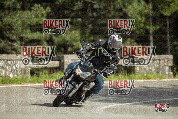 Passo del Muraglione 03-05-26 h15-46 2450