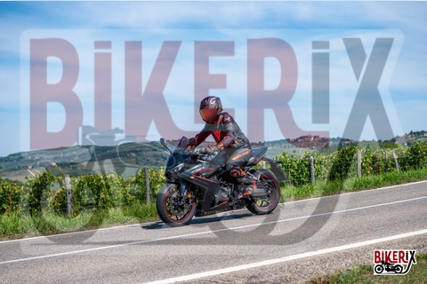 Chianti 07-09-25 h12-26 1884