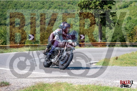 Chianti 07-09-25 h12-37 1930