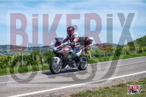 Chianti 07-09-25 h12-38 1950