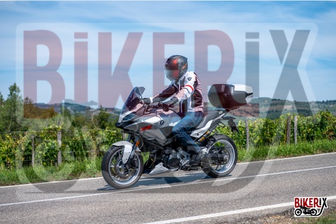 Chianti 07-09-25 h12-38 1954