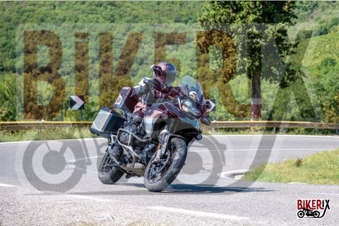 Chianti 07-09-25 h12-45 1983