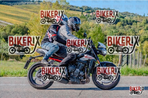 Chianti 12-10-25 h16-25 4291