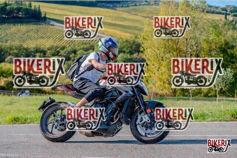 Chianti 12-10-25 h16-35 4371