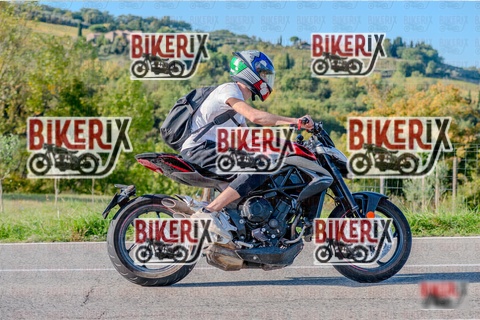 Chianti 12-10-25 h16-35 4373