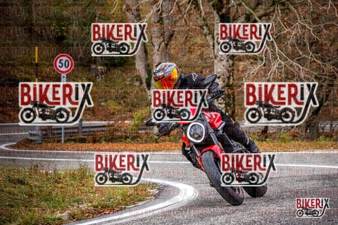 Forca d Acero 08-11-25 h12-40 0024