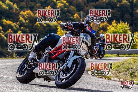 Forca d Acero 12-10-25 h11-06 0385