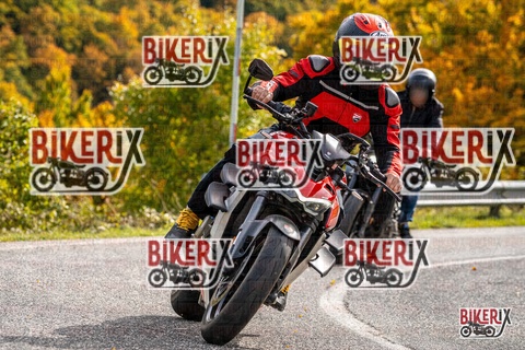 Forca d Acero 12-10-25 h14-51 1980