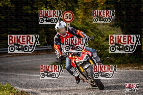 Forca d Acero 12-10-25 h15-01 2030