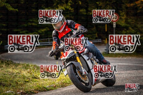 Forca d Acero 12-10-25 h15-01 2032