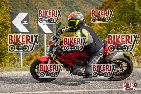 Forca d Acero 12-10-25 h15-29 2101